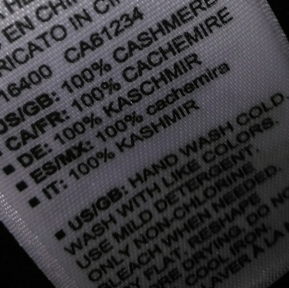 🆕⭐Black cashmere turtle neck sweater⭐ - Picture 6 of 6